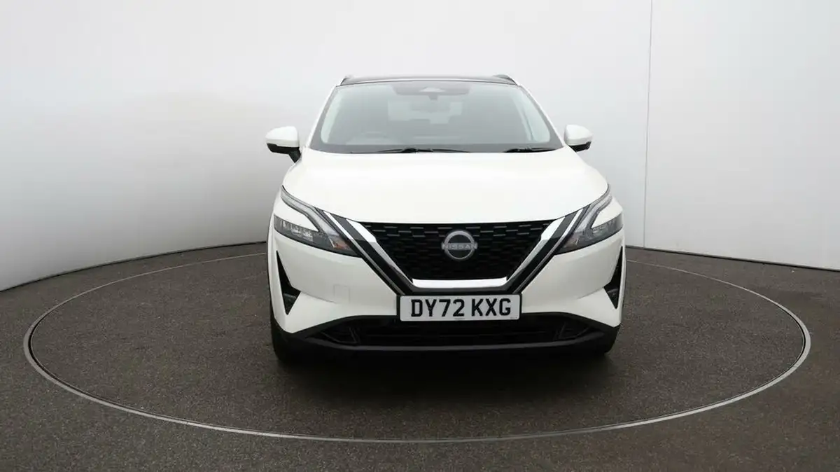 2022-nissan-qashqai-13-dig-t-n-connecta-140ps-big-2