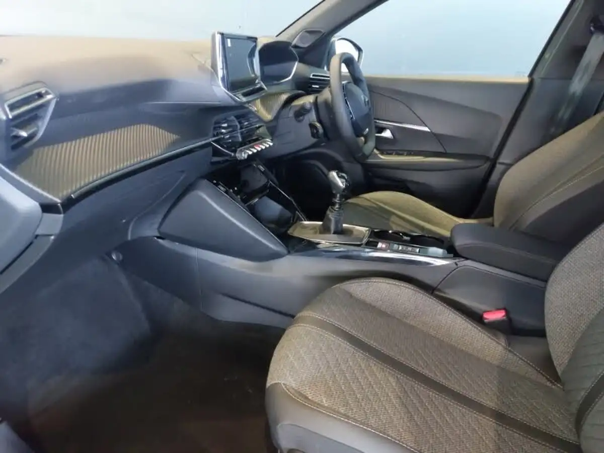 2024-peugeot-2008-suv-12-puretech-allure-130ps-big-4