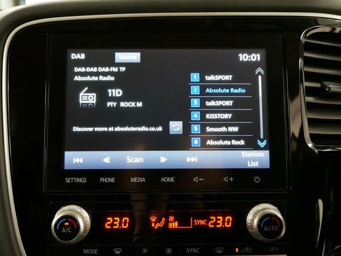 2020-mitsubishi-outlander-24-reflex-plus-commercial-big-12