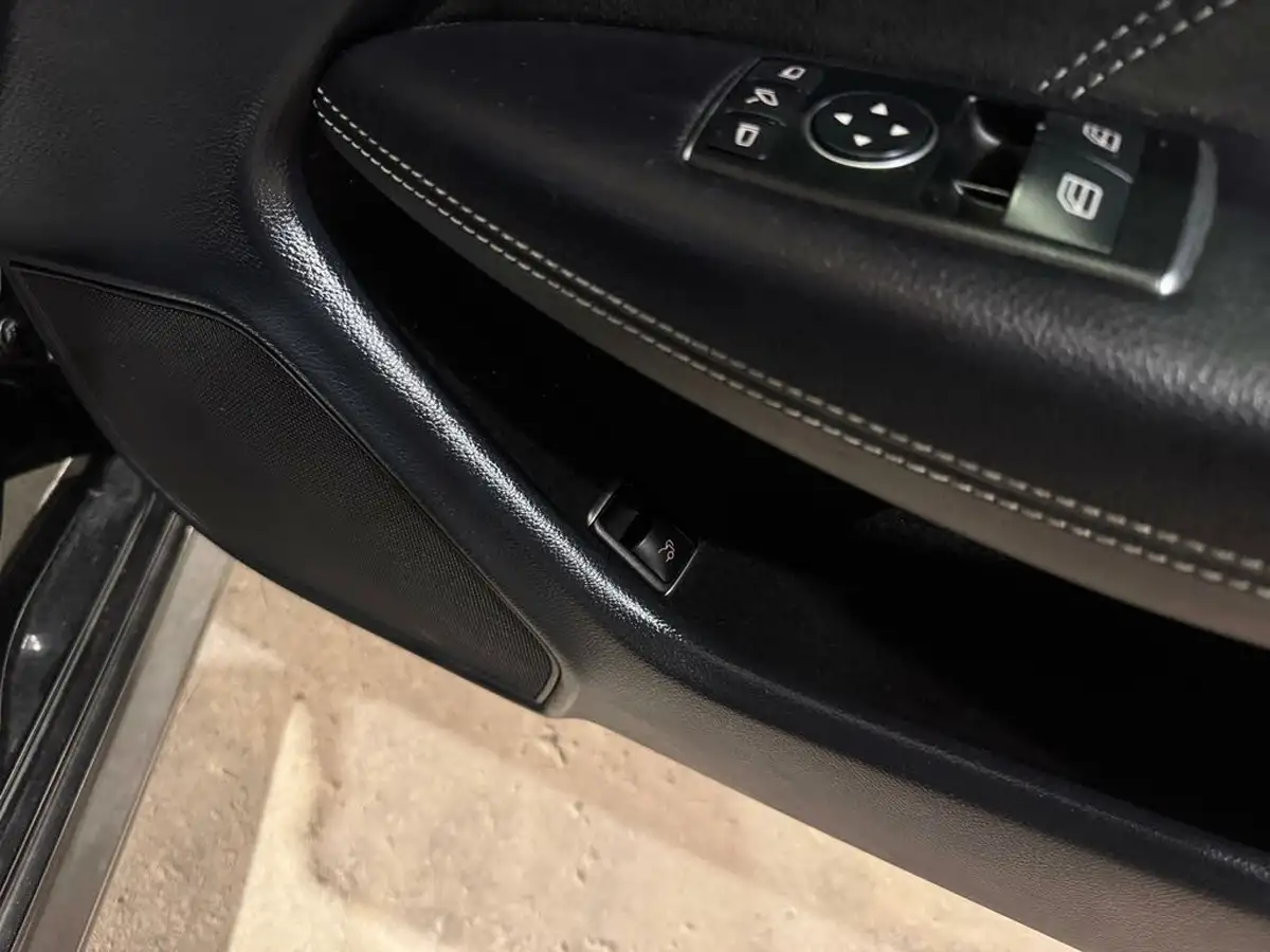 2015-mercedes-benz-c-class-21cdi-c220-cdi-amg-sport-edition-premium-plus-coupe-2d-7g-tronic-plus-big-15