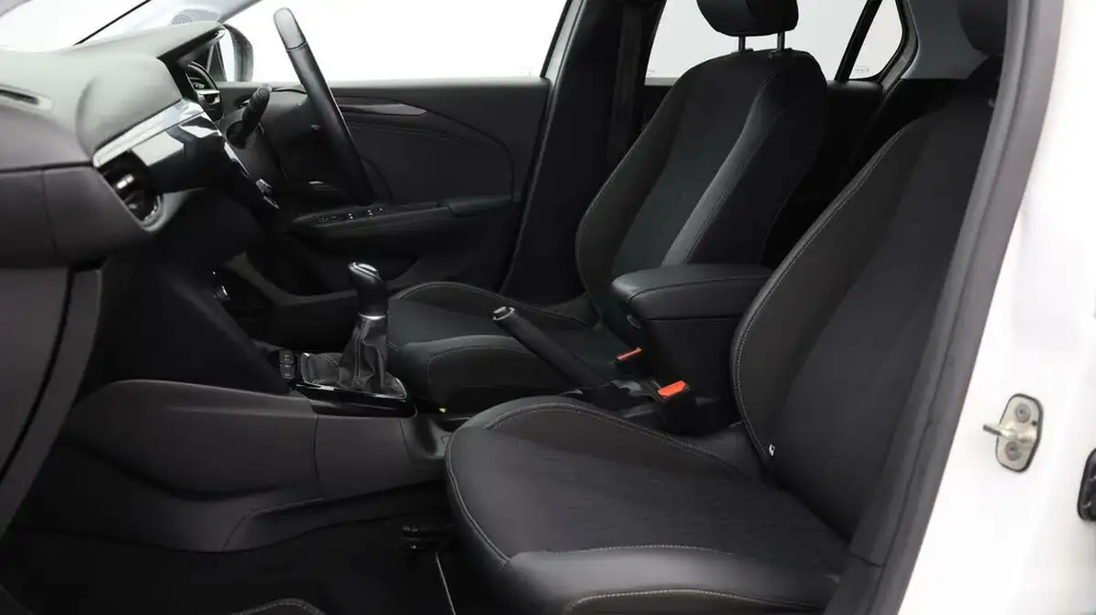 2021-vauxhall-corsa-12i-griffin-edition-big-13