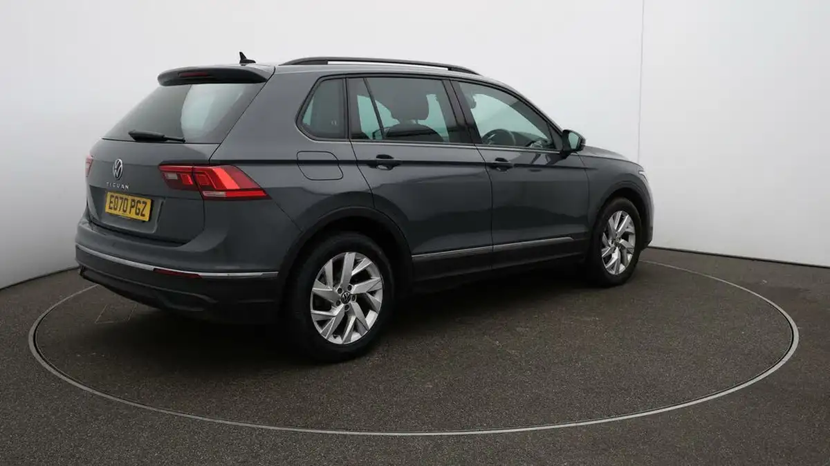 2020-volkswagen-tiguan-15-tsi-life-150ps-dsg-big-45