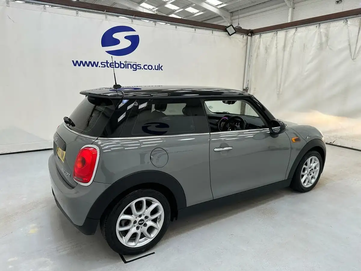 2017-mini-cooper-15-cooper-ss-hatchback-3d-big-5