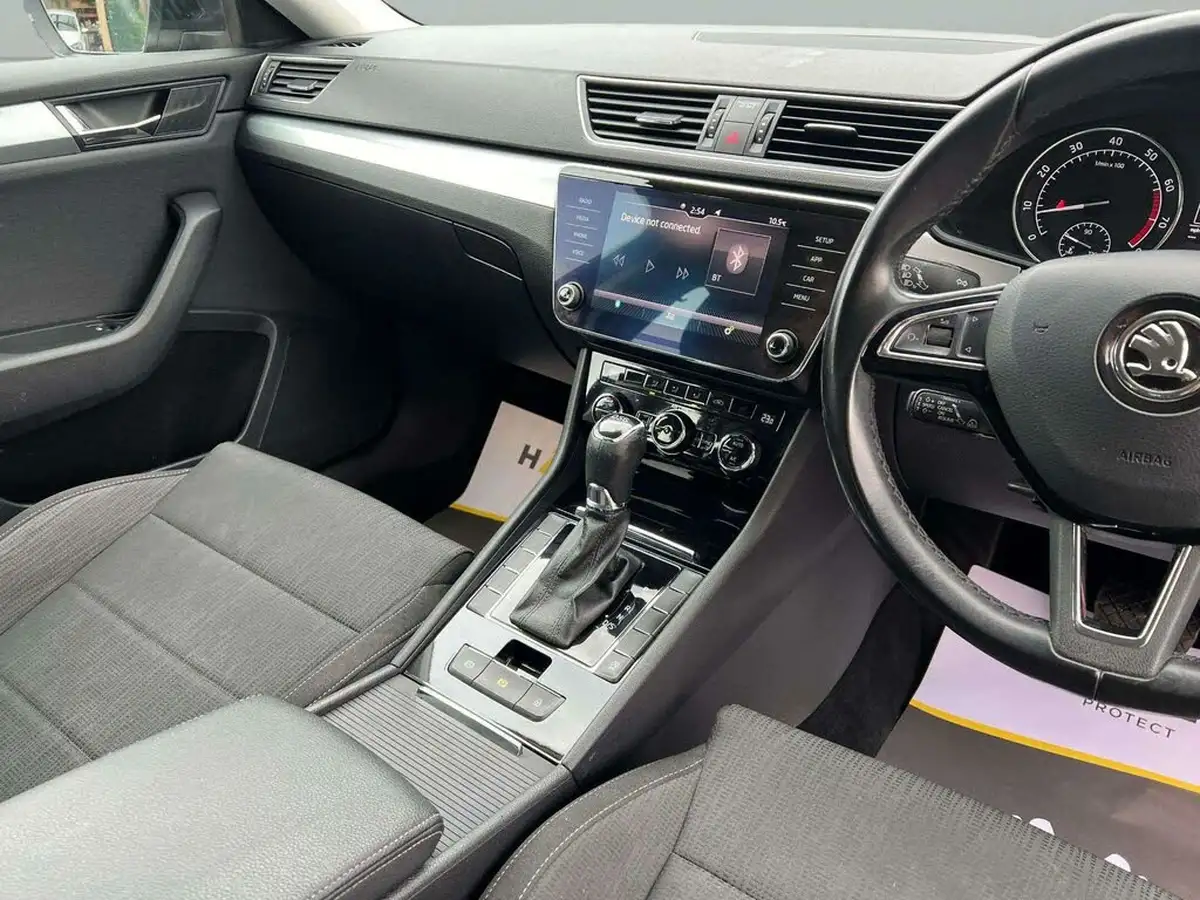 2017-skoda-superb-14-tsi-act-se-hatchback-dsg-big-31