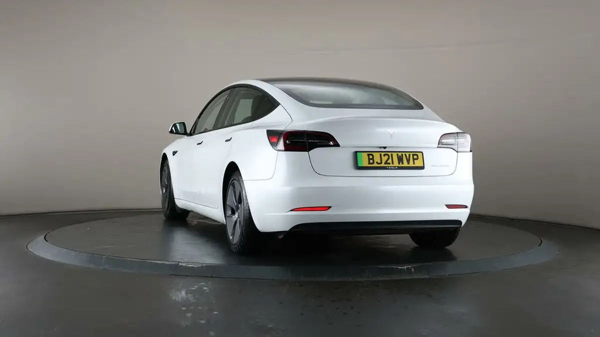 2021-tesla-model-3-e-long-range-4x4-big-48