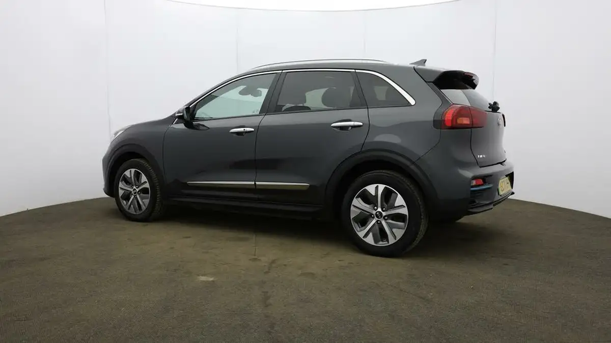 2021-kia-e-niro-ev-4-big-57