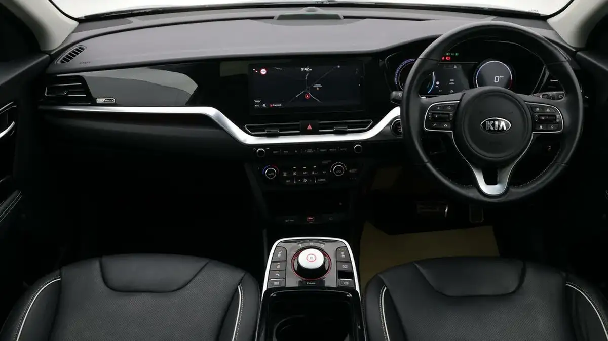2021-kia-e-niro-ev-4-big-12