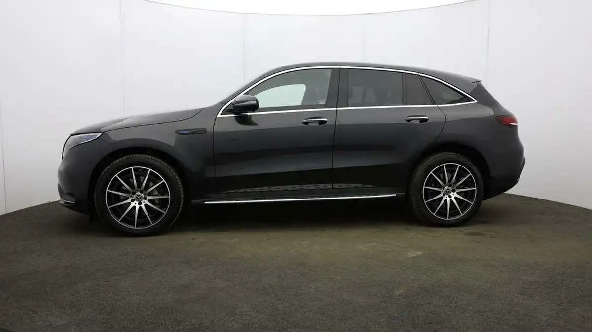 2021-mercedes-benz-eqc-e-eqc-400-amg-line-big-61