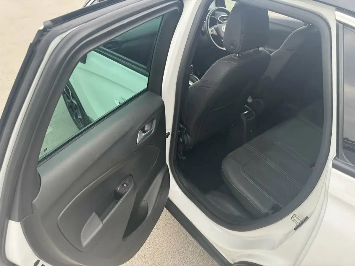 2022-vauxhall-crossland-12-ultimate-130ps-auto-big-21