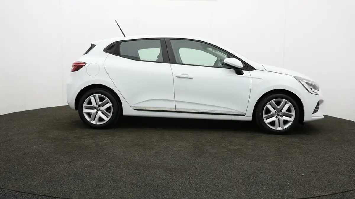 2021-renault-clio-10-sce-play-75bhp-big-8