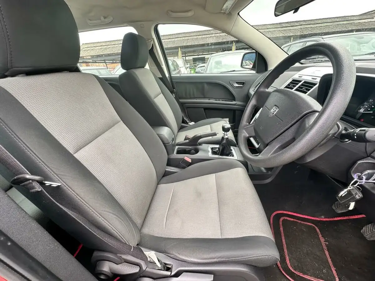 2009-dodge-journey-20td-se-big-21