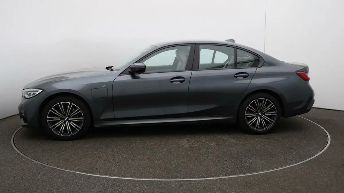 2020-bmw-3-series-20-330e-m-sport-saloon-4d-big-57