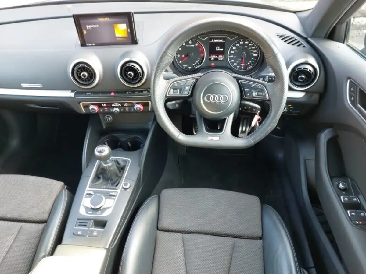 2019-audi-a3-10-30-tfsi-black-edition-saloon-4d-big-6