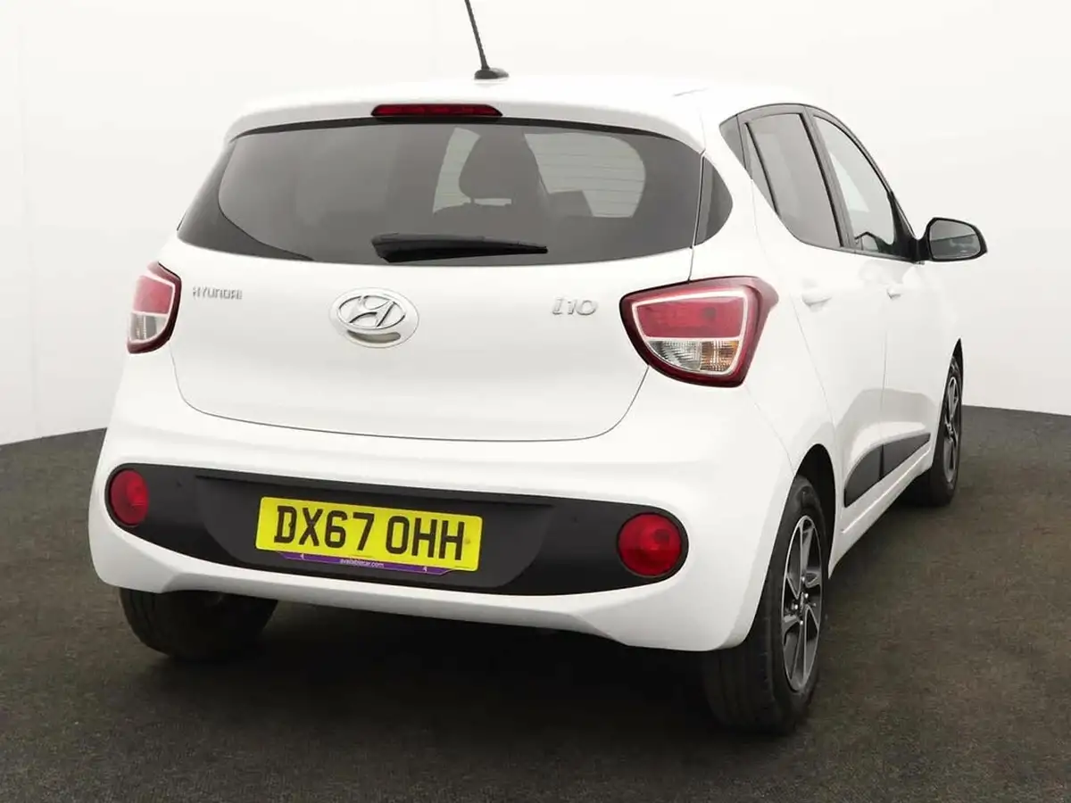 2017-hyundai-i10-12-premium-big-4