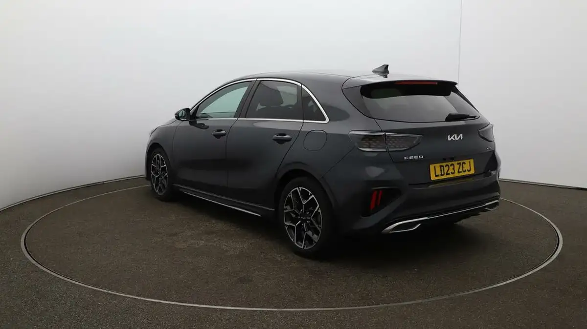 2022-kia-ceed-15-t-gdi-gt-line-big-54