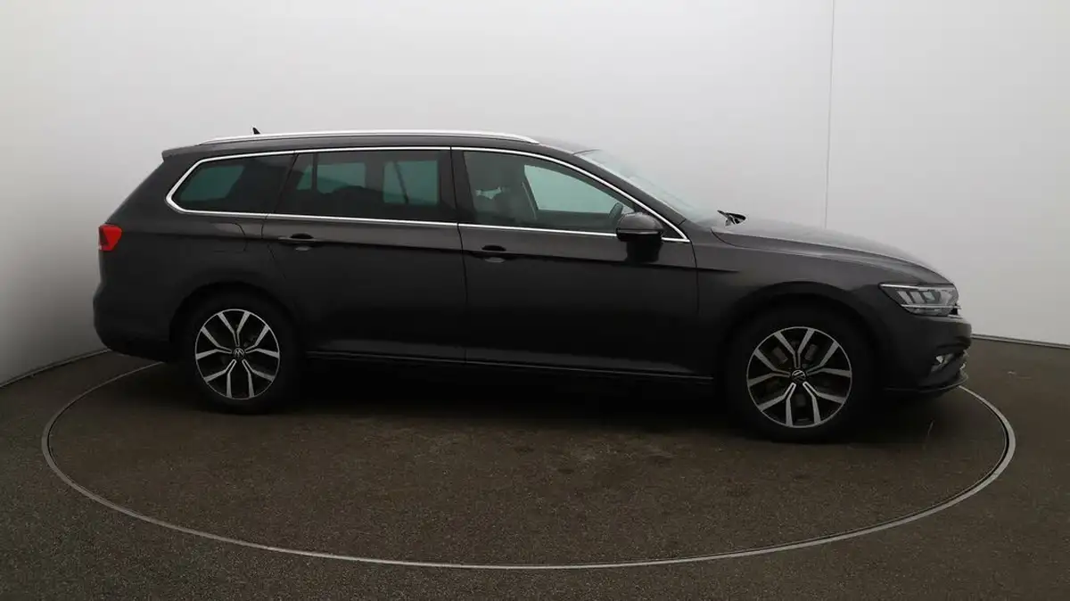 2022-volkswagen-passat-15-tsi-sel-estate-5d-dsg-big-39