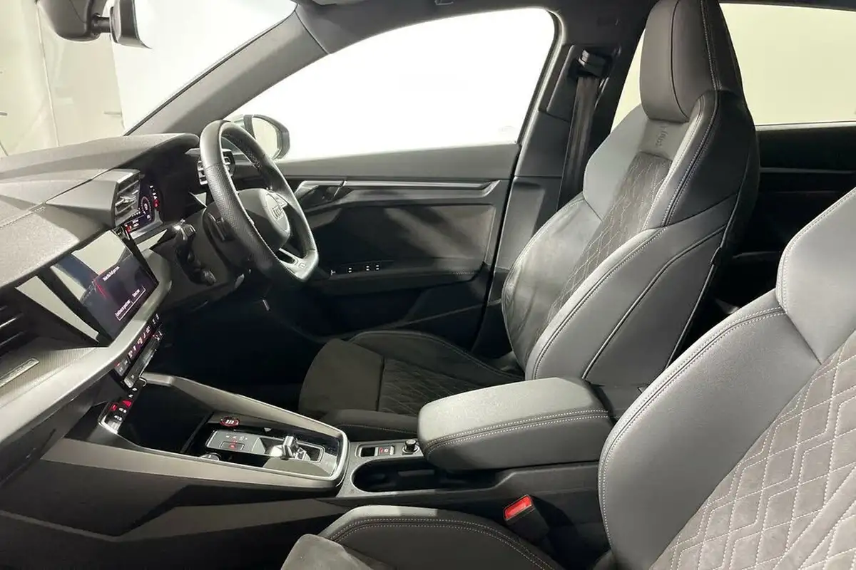 2021-audi-s3-20-tfsi-sportback-5d-big-28