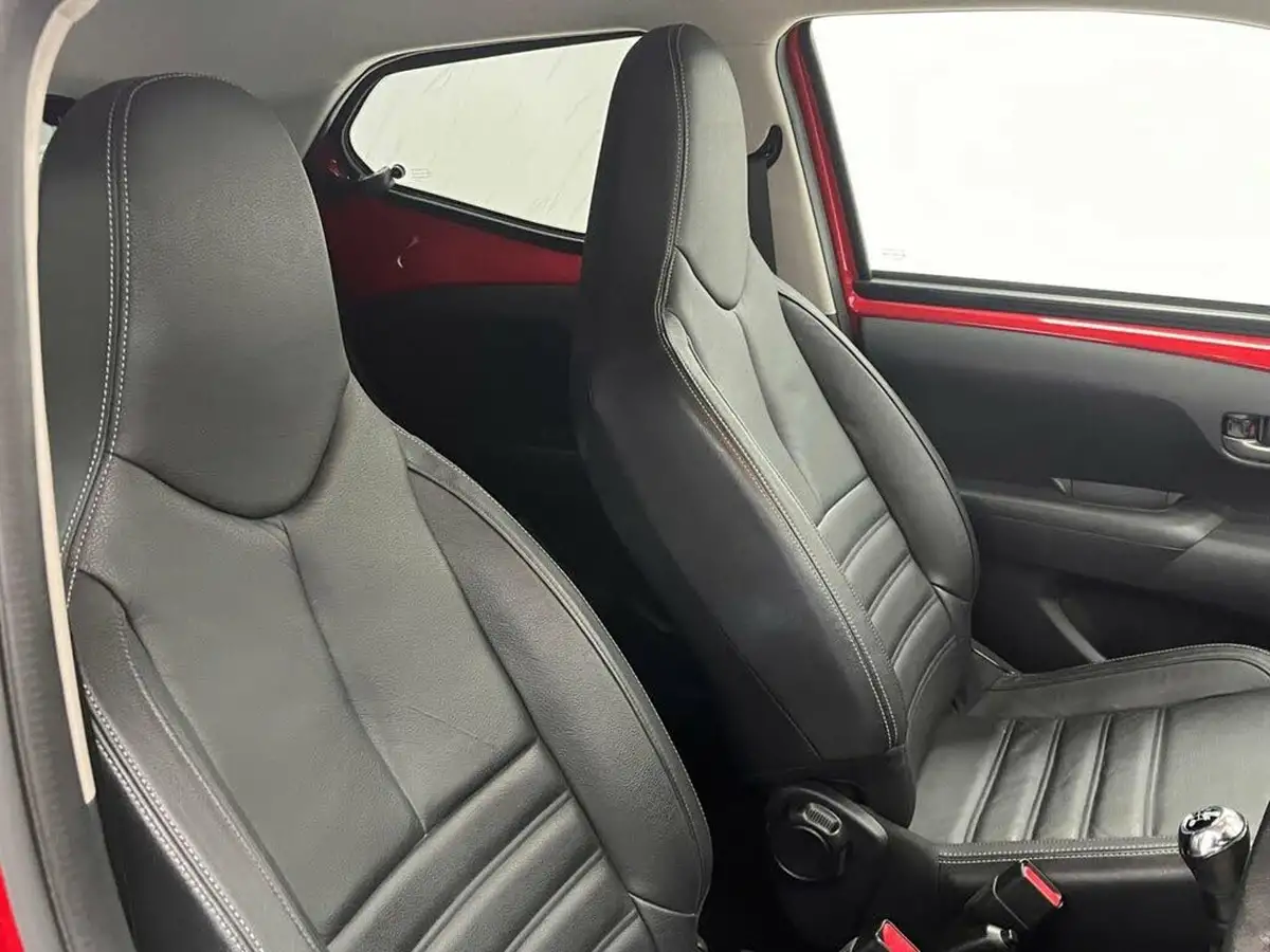 2021-toyota-aygo-10-vvt-i-x-clusiv-big-23