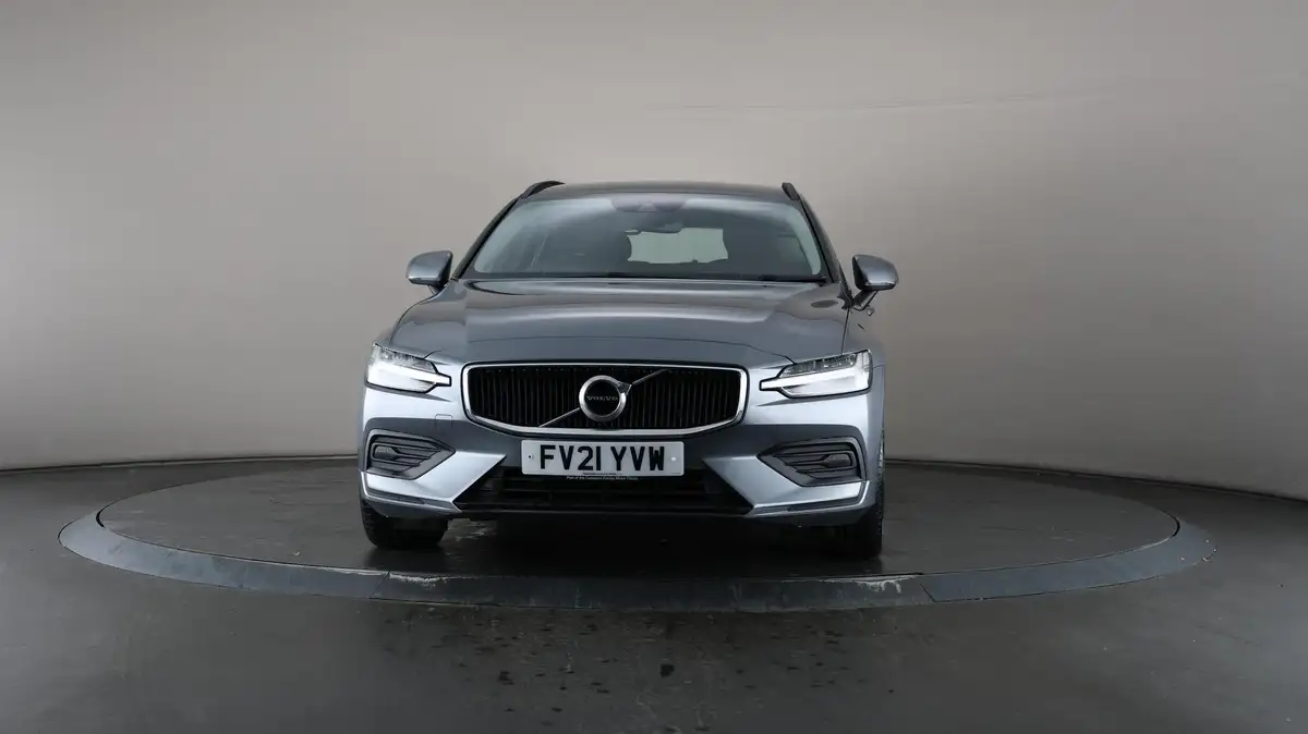 2021-volvo-v60-20-b3-momentum-160bhp-big-2