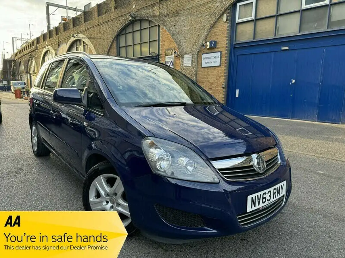 2014-vauxhall-zafira-18-exclusiv-120ps-big-0