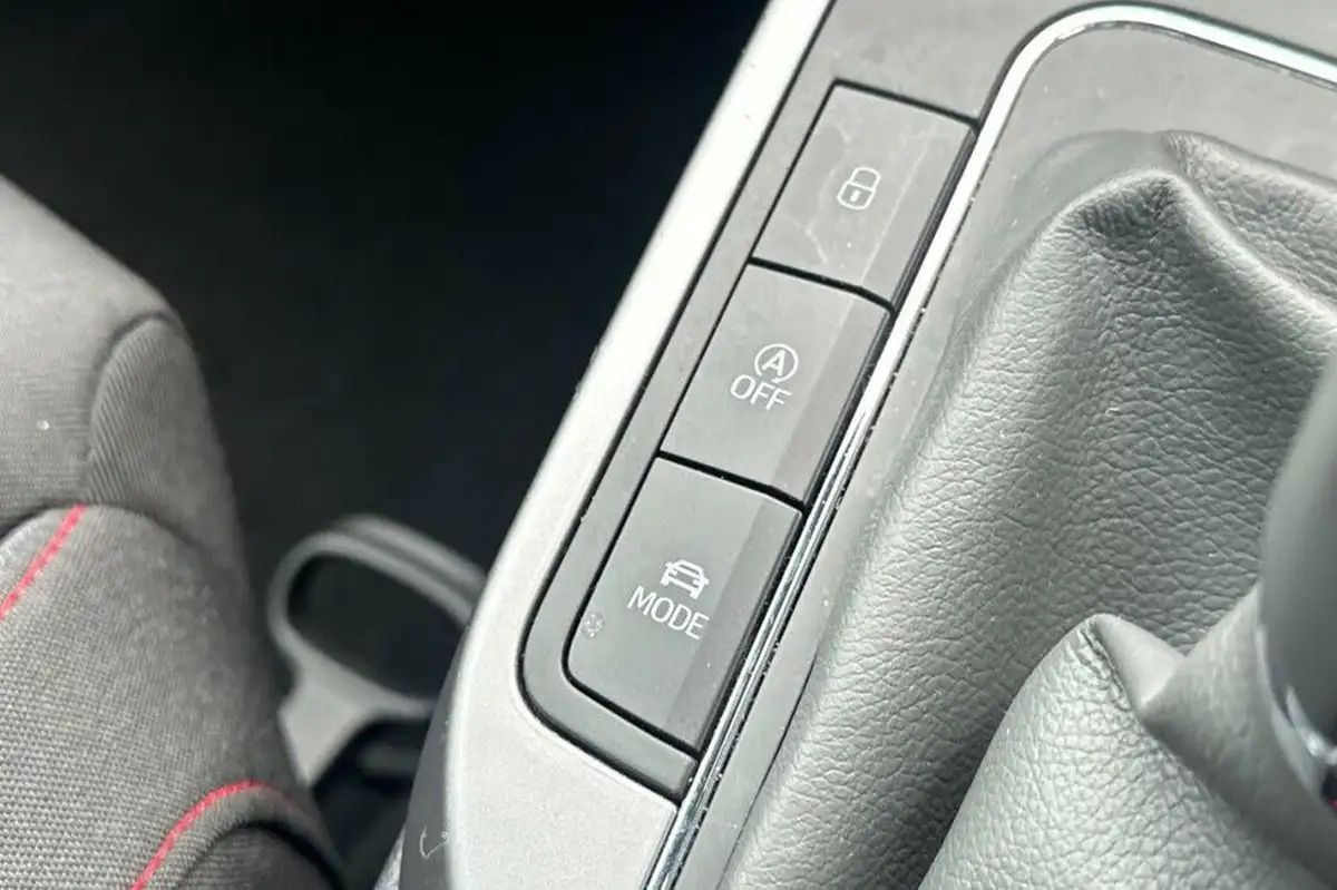 2021-seat-arona-10-tsi-fr-red-edition-dsg-big-30