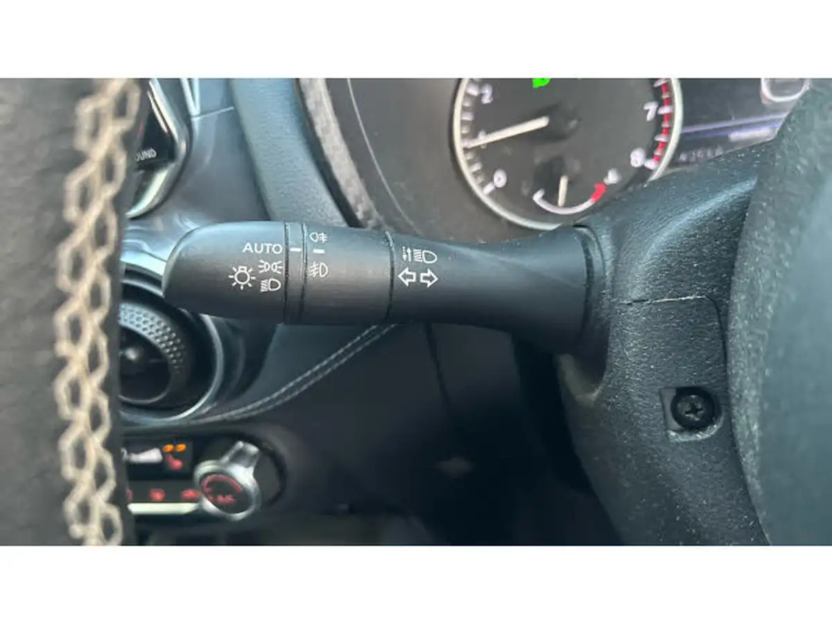 2022-nissan-juke-10-dig-t-tekna-dct-big-41