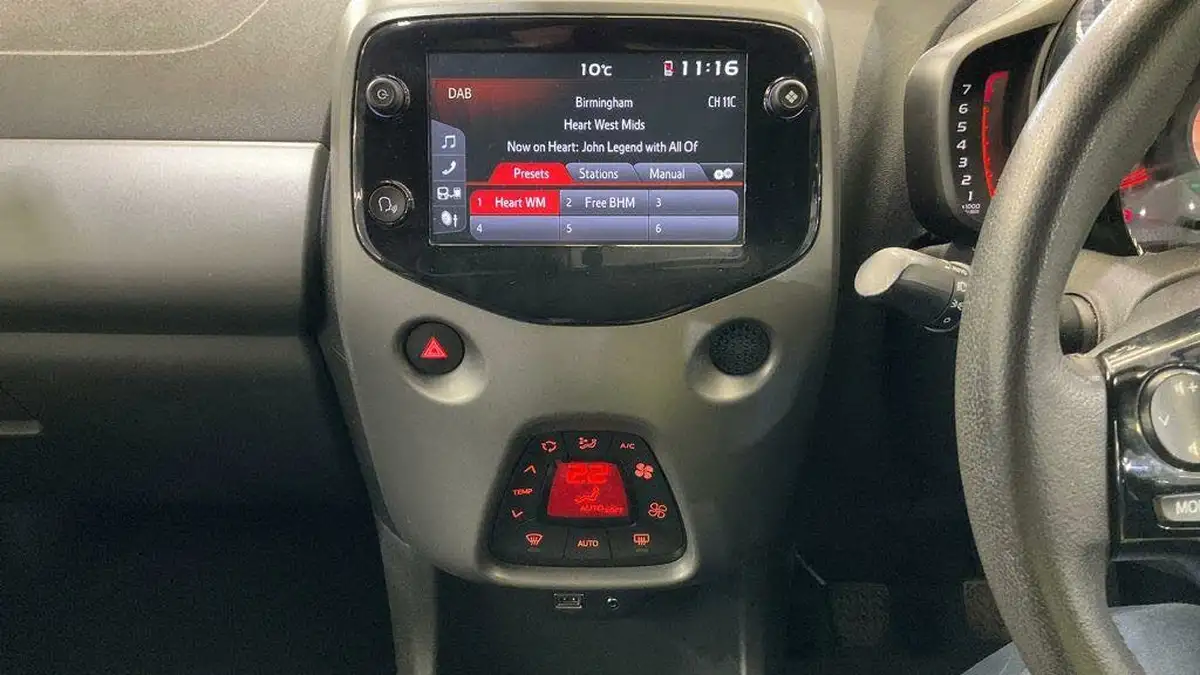 2021-toyota-aygo-10-vvt-i-x-trend-tss-big-10