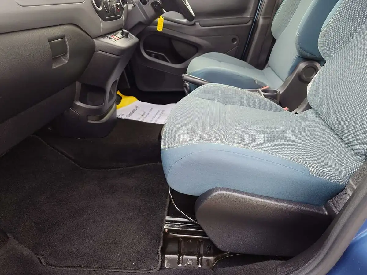 2017-citroen-berlingo-16bluehdi-multispace-feel-102ps-ss-etg6-big-14