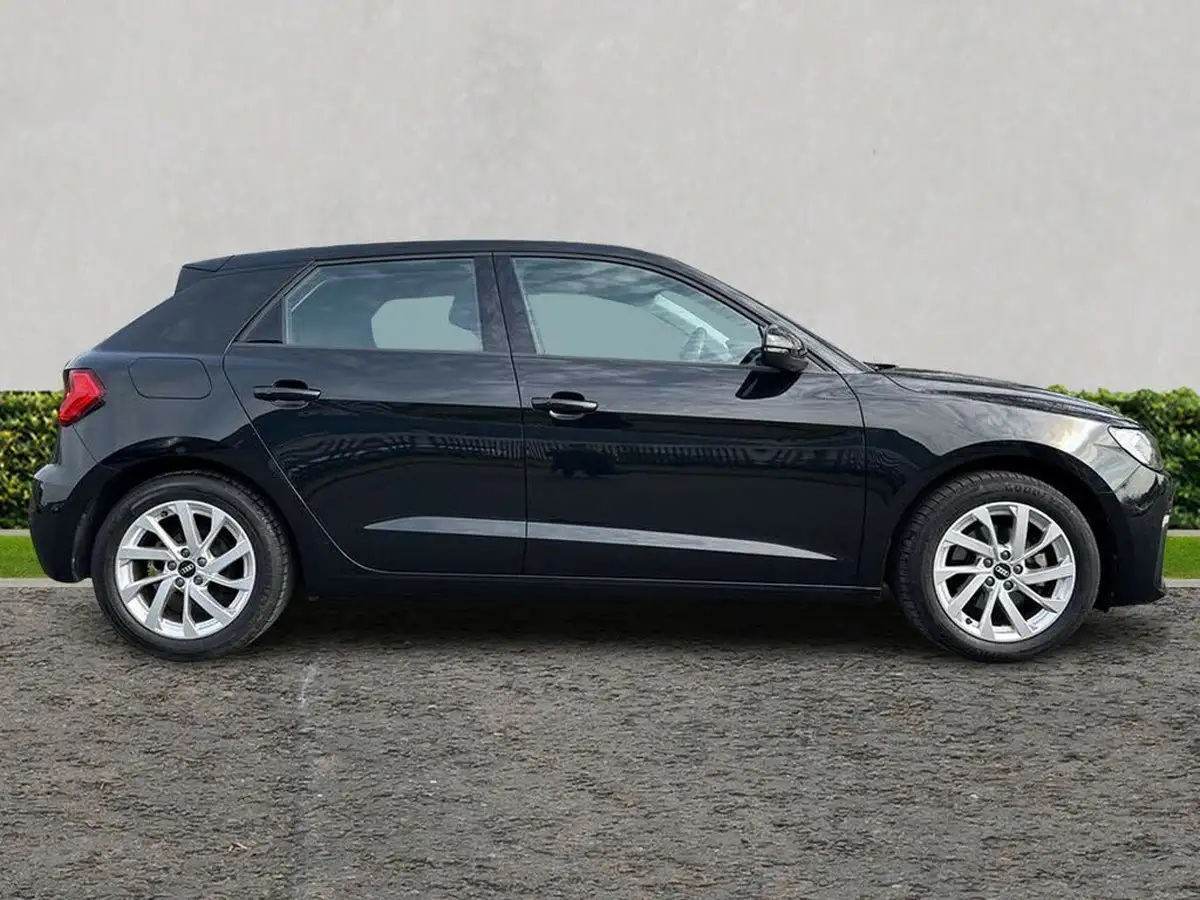 2021-audi-a1-10-30-tfsi-sport-110ps-s-tronic-big-1