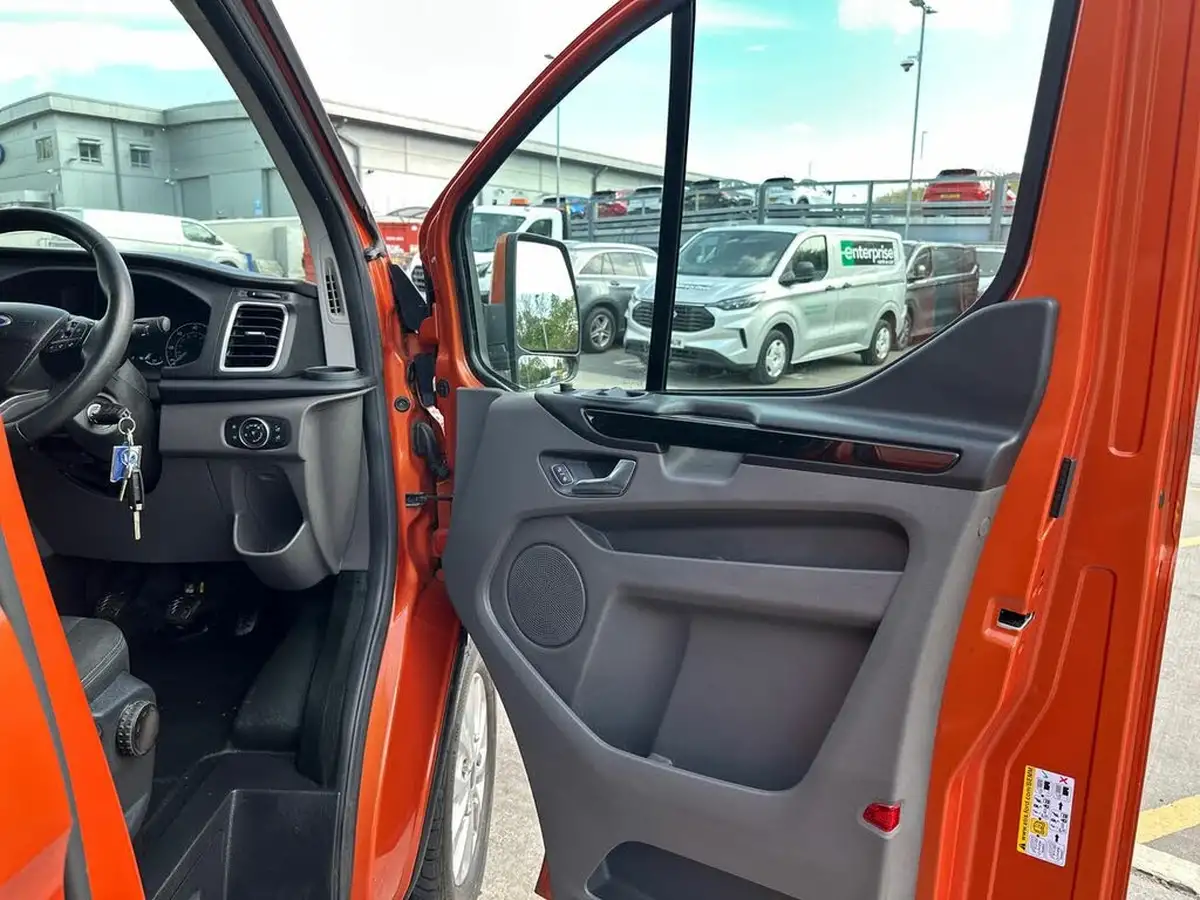 2019-ford-transit-custom-20tdci-280-l1h2-limited-130pseu6-big-34
