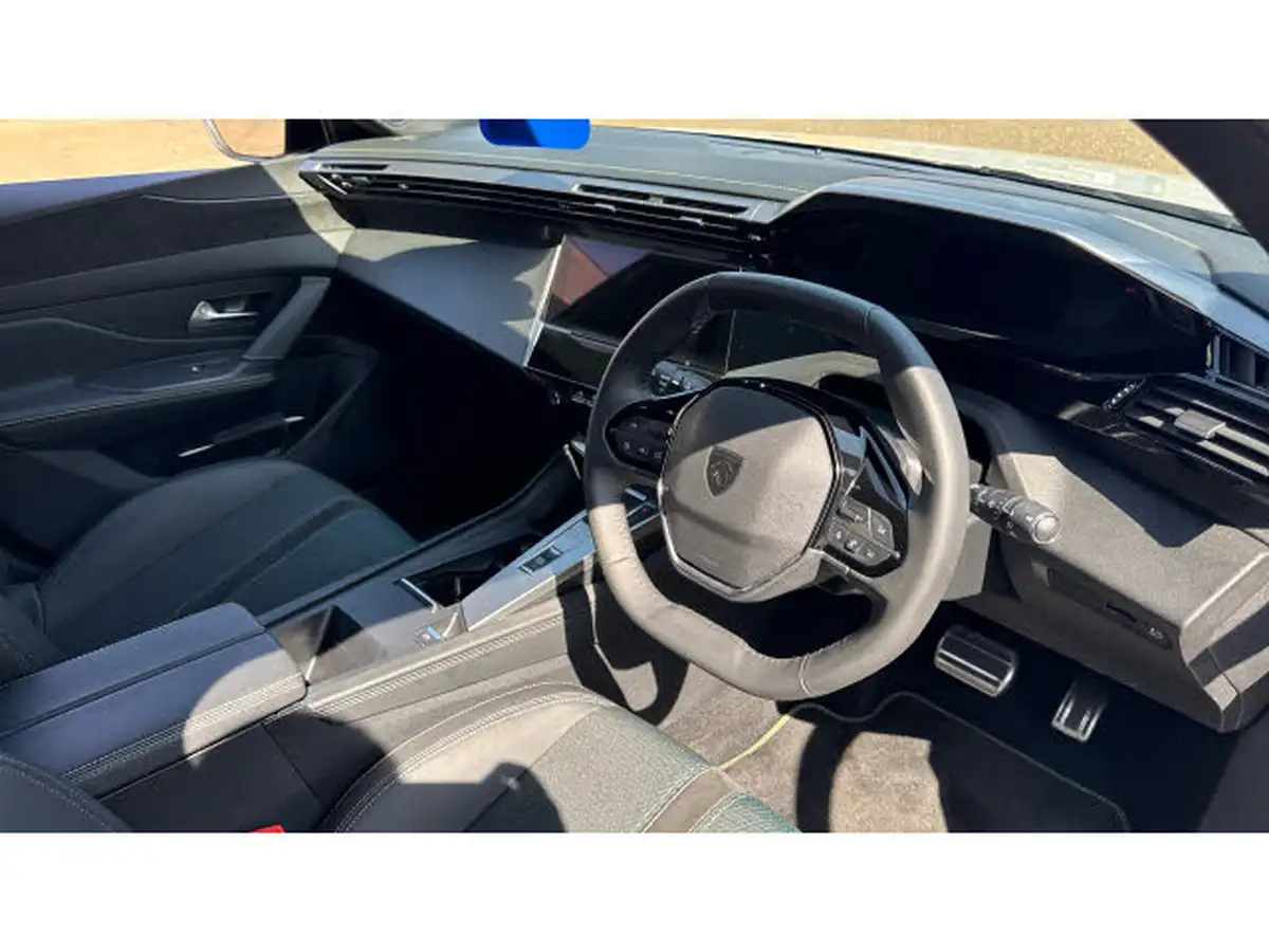 2024-peugeot-308-e-first-edition-big-10