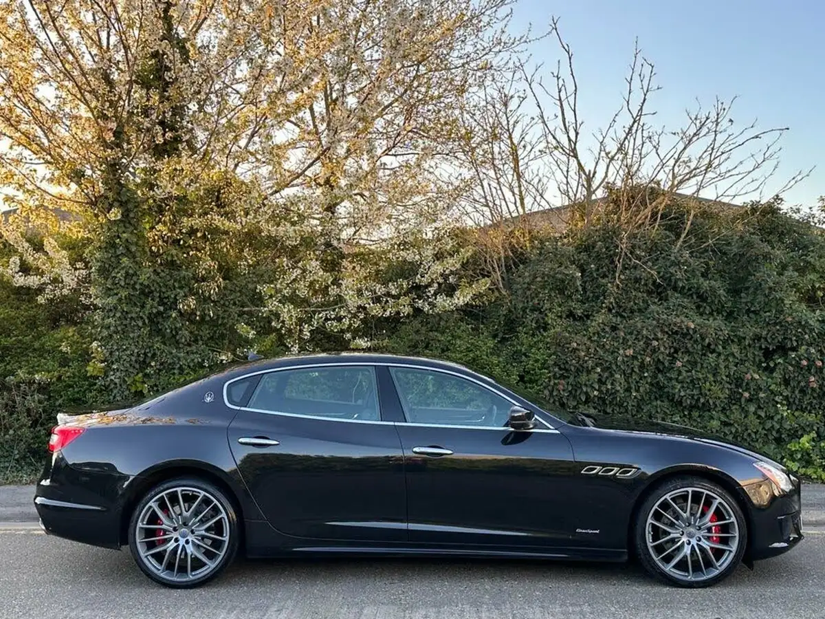 2017-maserati-quattroporte-30td-big-2