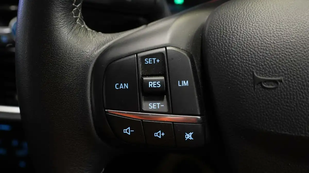 2019-ford-fiesta-10t-zetec-5d-big-21