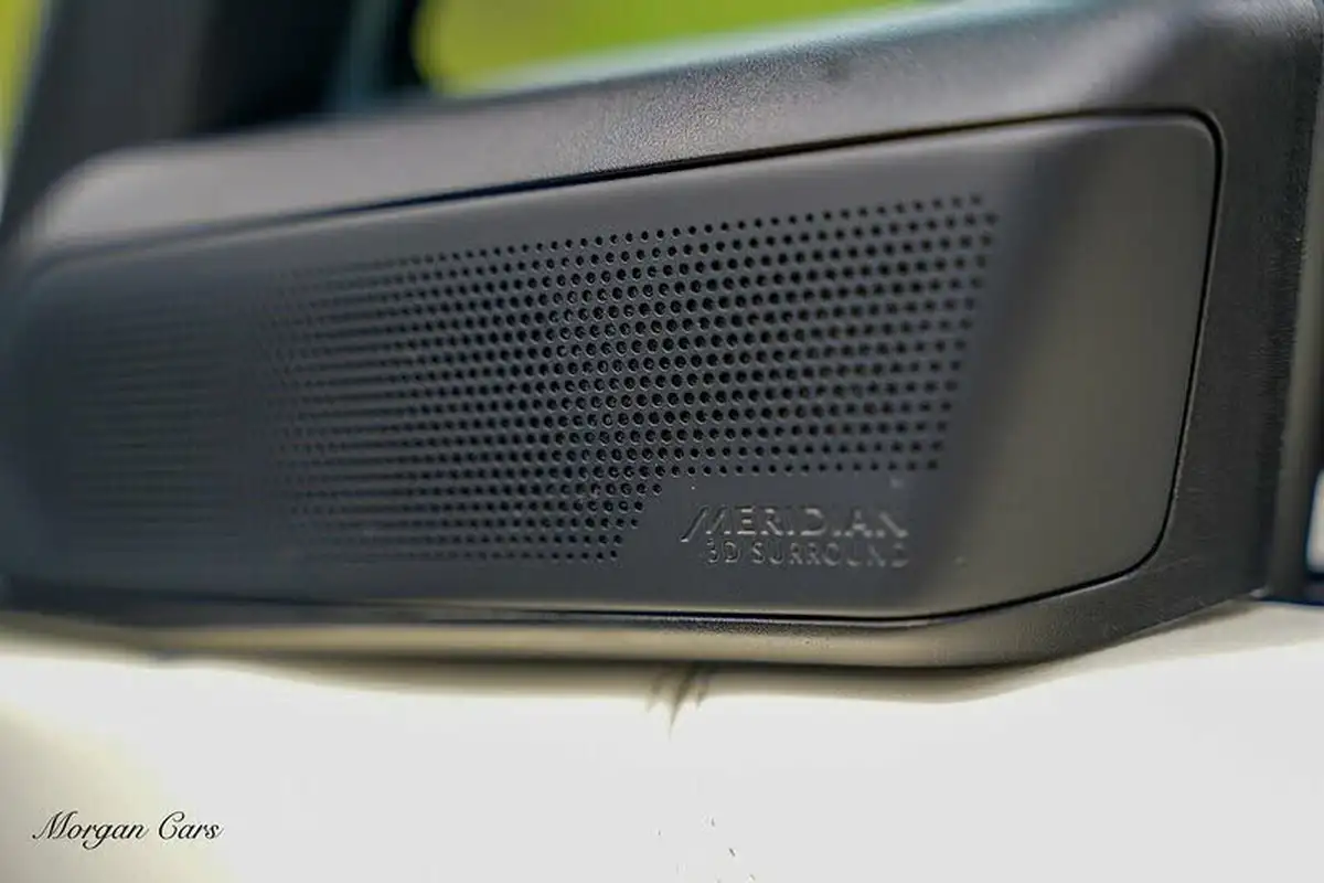 2023-land-rover-range-rover-30-d350-hse-big-41