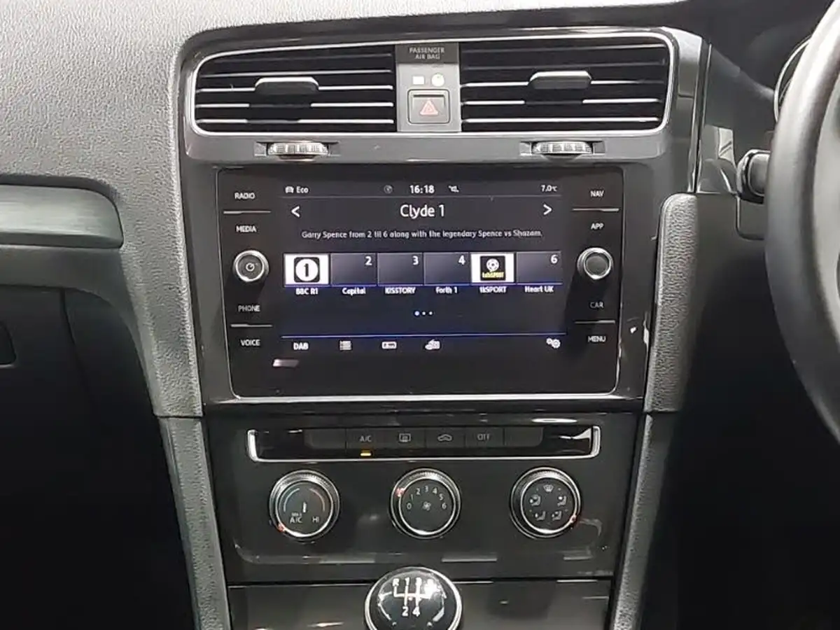2019-volkswagen-golf-16tdi-match-hatchback-5d-big-6