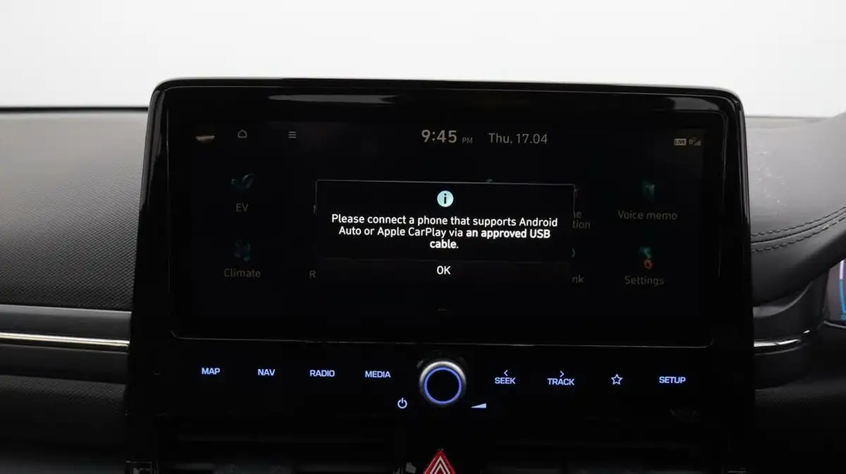 2021-hyundai-ioniq-e-premium-electric-100kw-big-25