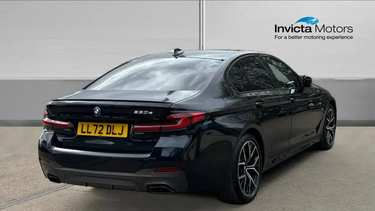 2022-bmw-5-series-20-530e-m-sport-saloon-4d-big-3