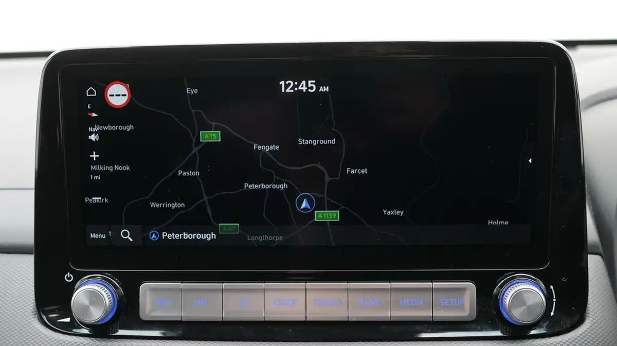 2022-hyundai-kona-e-premium-204ps-64kwh-7kw-obc-big-11