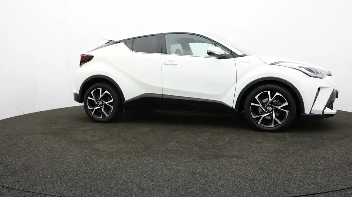 2020-toyota-c-hr-18-vvt-i-design-big-35
