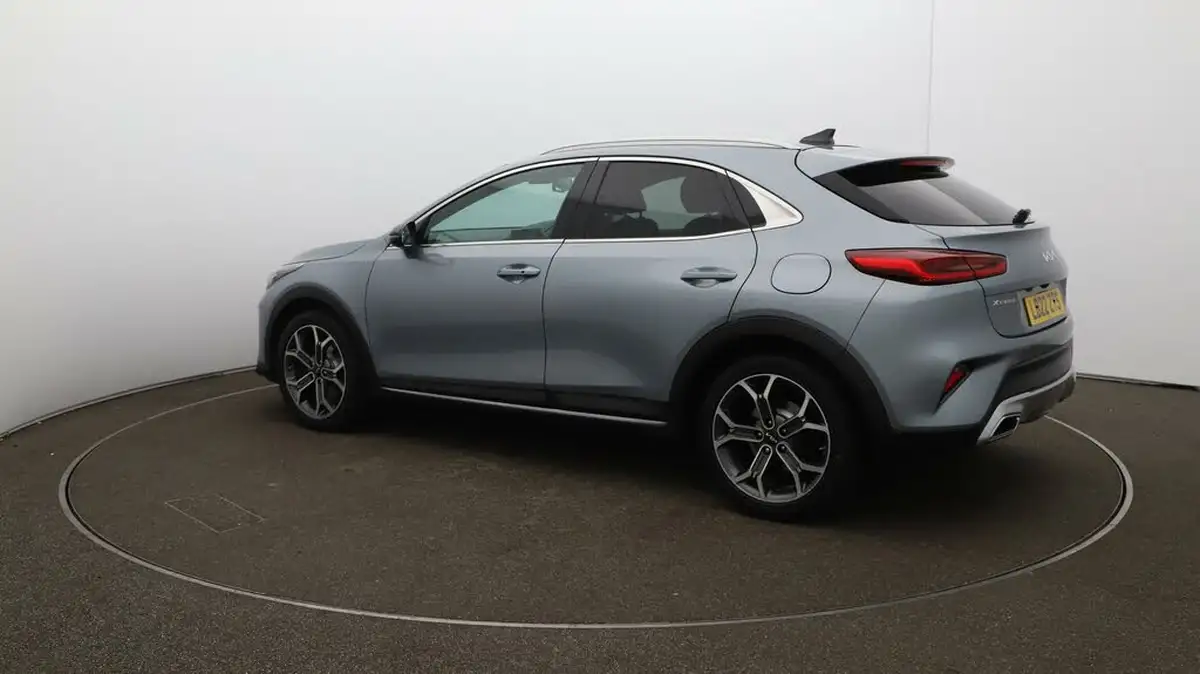 2022-kia-xceed-15-t-gdi-4-big-29