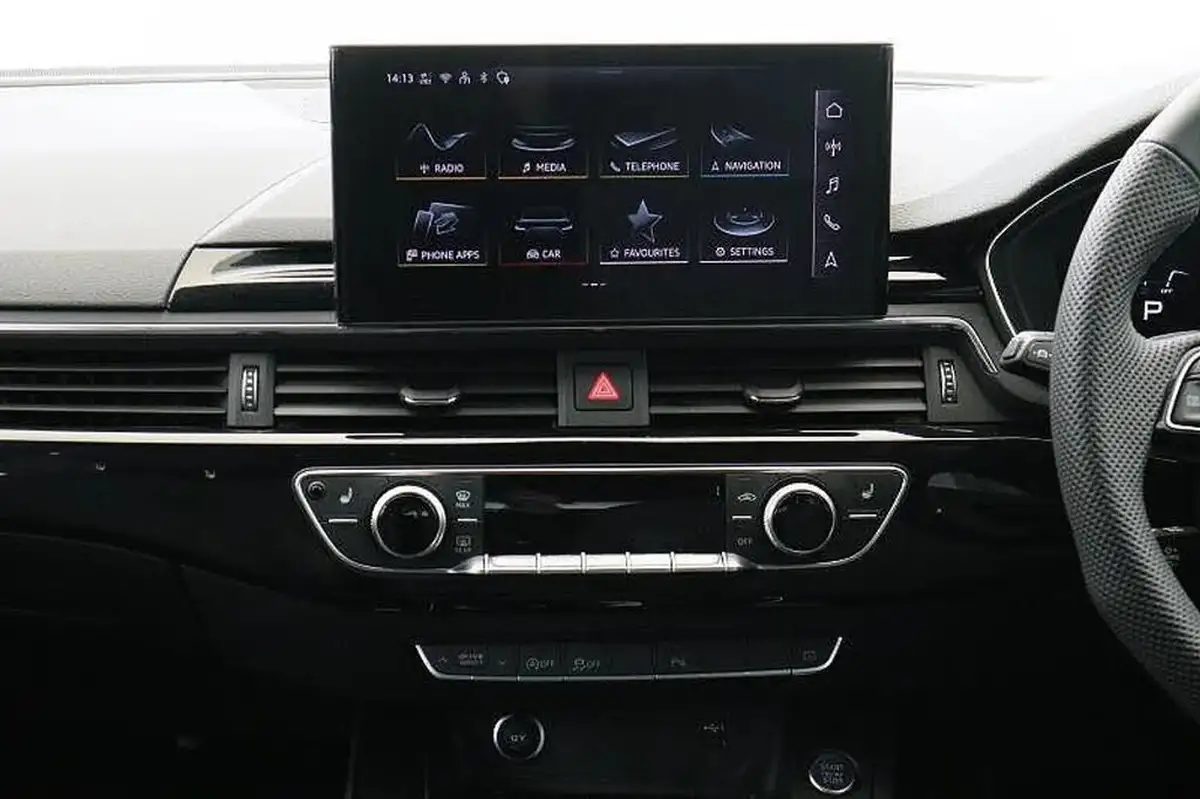 2024-audi-a4-20-40-tfsi-black-edition-big-12