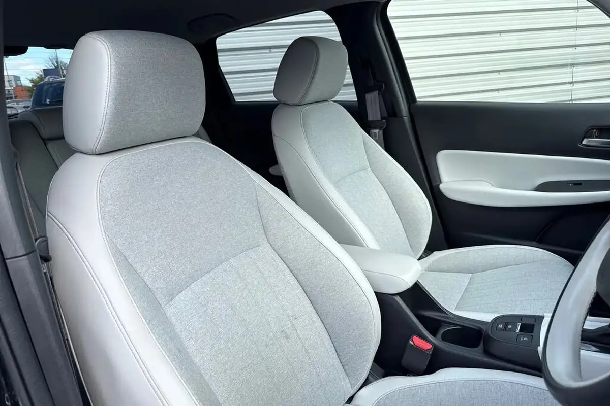 2022-honda-jazz-15-i-mmd-ex-107ps-big-23