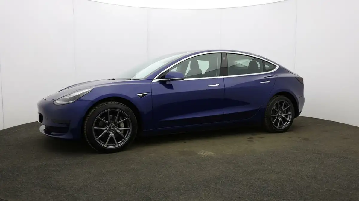 2020-tesla-model-3-e-standard-plus-big-25