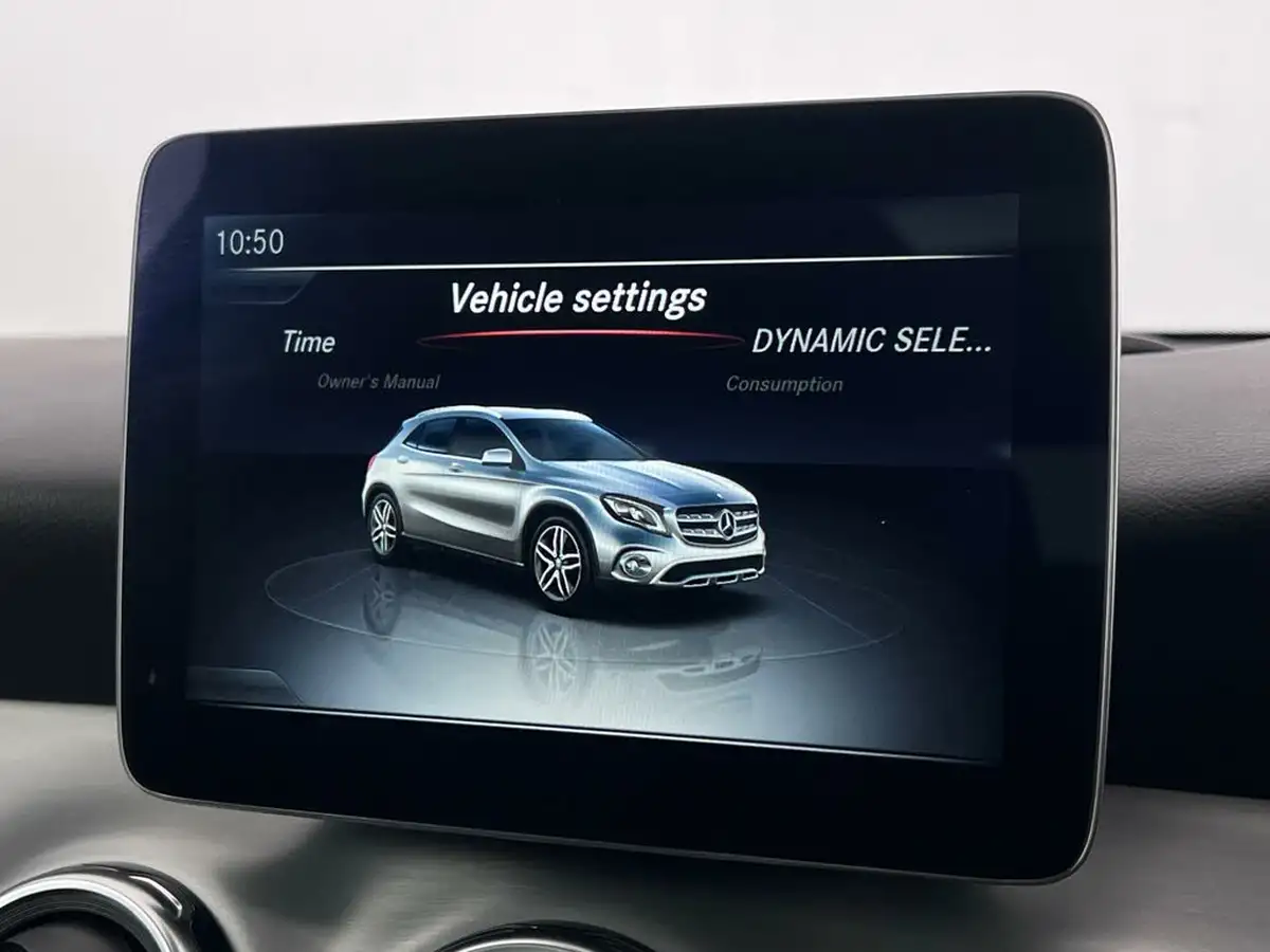 2017-mercedes-benz-gla-class-21d-gla-220d-amg-line-premium-plusss-big-23