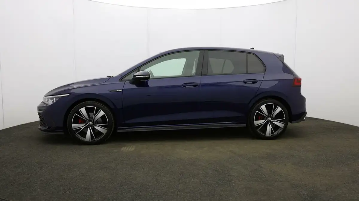 2023-volkswagen-golf-20tdi-gtd-big-61