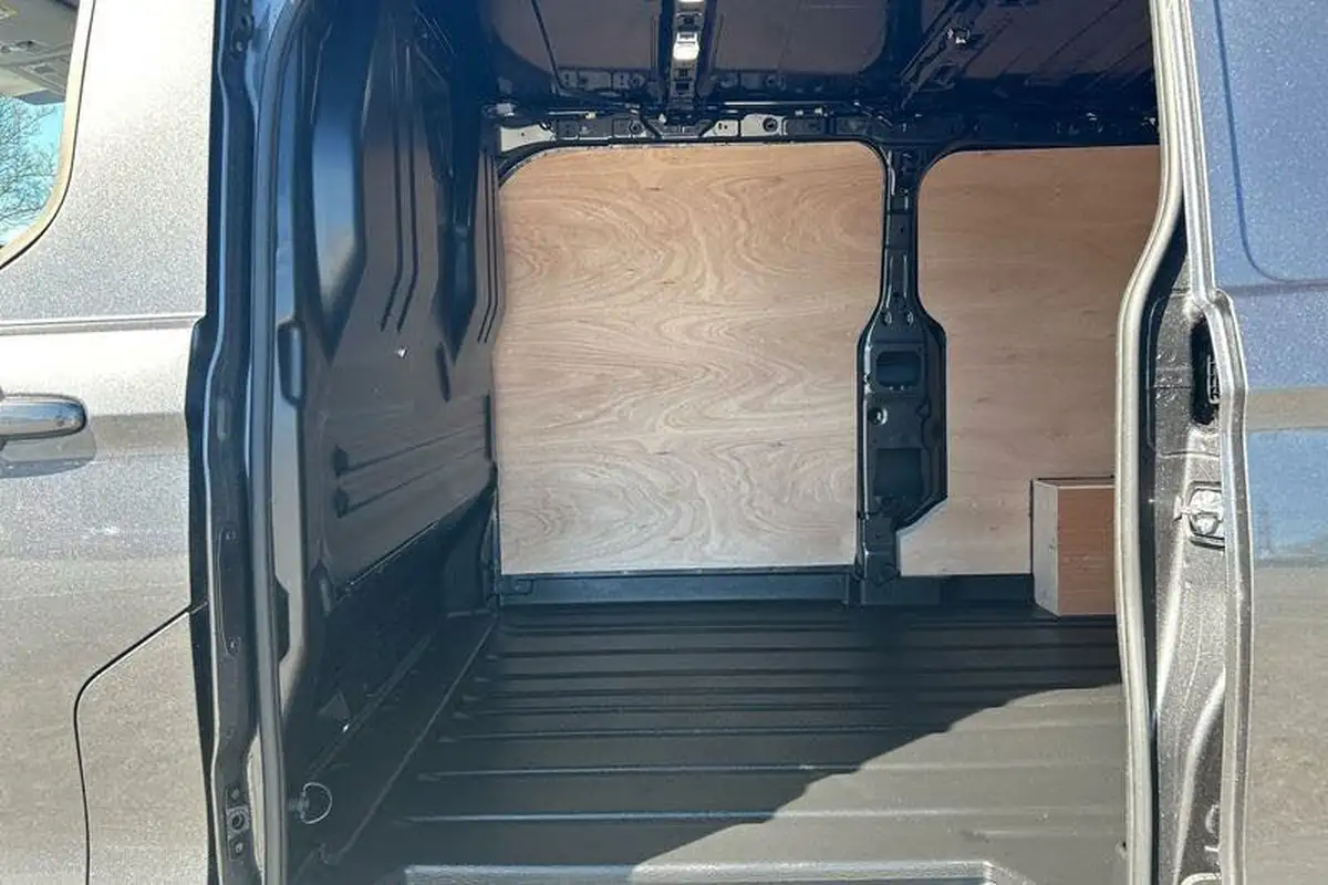 2024-ford-transit-custom-20tdci-300-l2h1-limited-150pseu6e-panel-van-1996cc-big-10