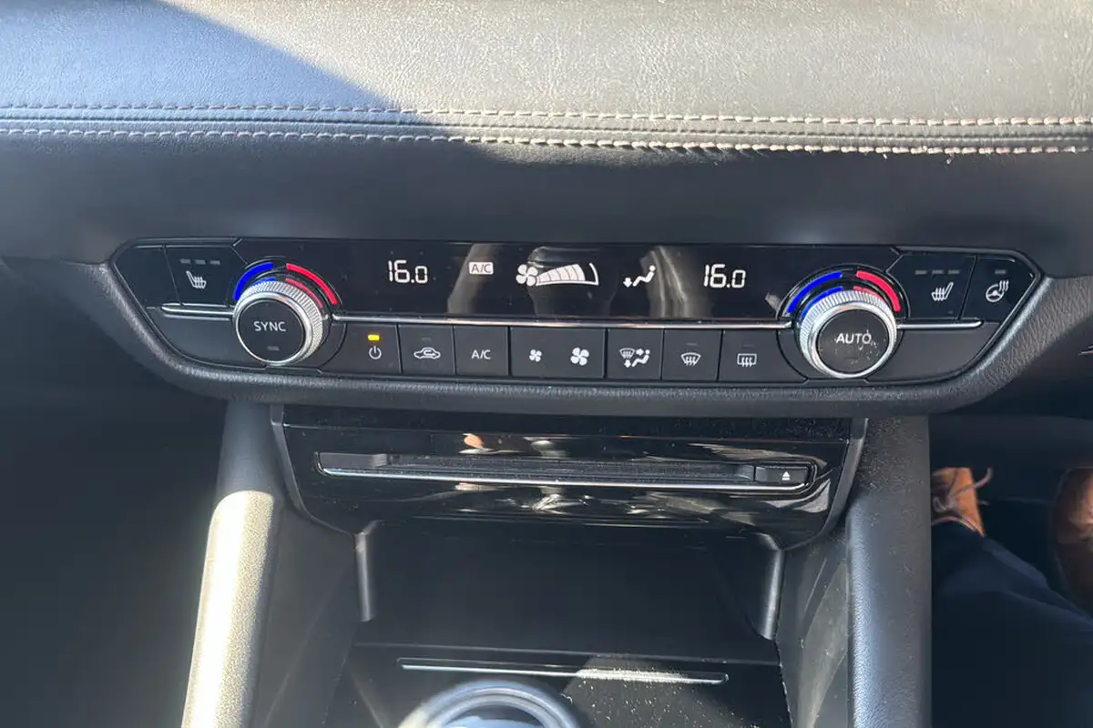 2019-mazda-mazda6-20-skyactiv-g-sport-nav-saloon-4d-big-14