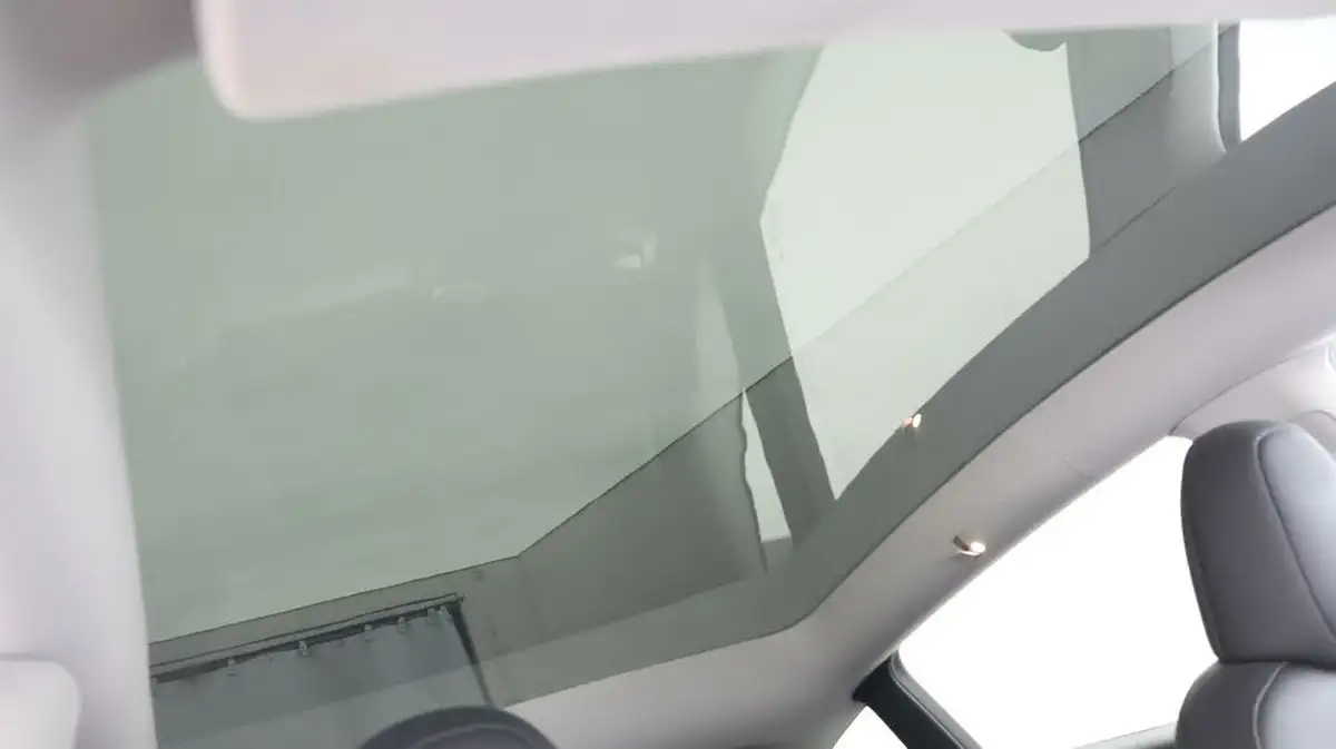 2022-tesla-model-y-e-performance-big-23