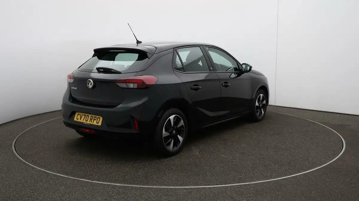 2020-vauxhall-corsa-e-se-nav-11kw-big-46
