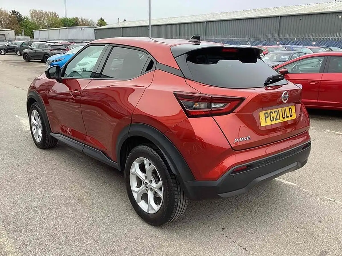 2021-nissan-juke-10-dig-t-n-connecta-big-1